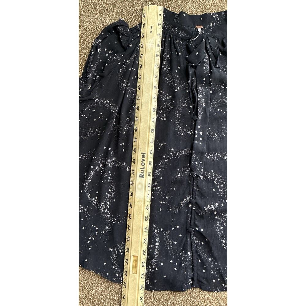 Free People Celestial Stars Align Printed Top Sheer Tie Neck Smocked Boho M - Picture 11 of 11